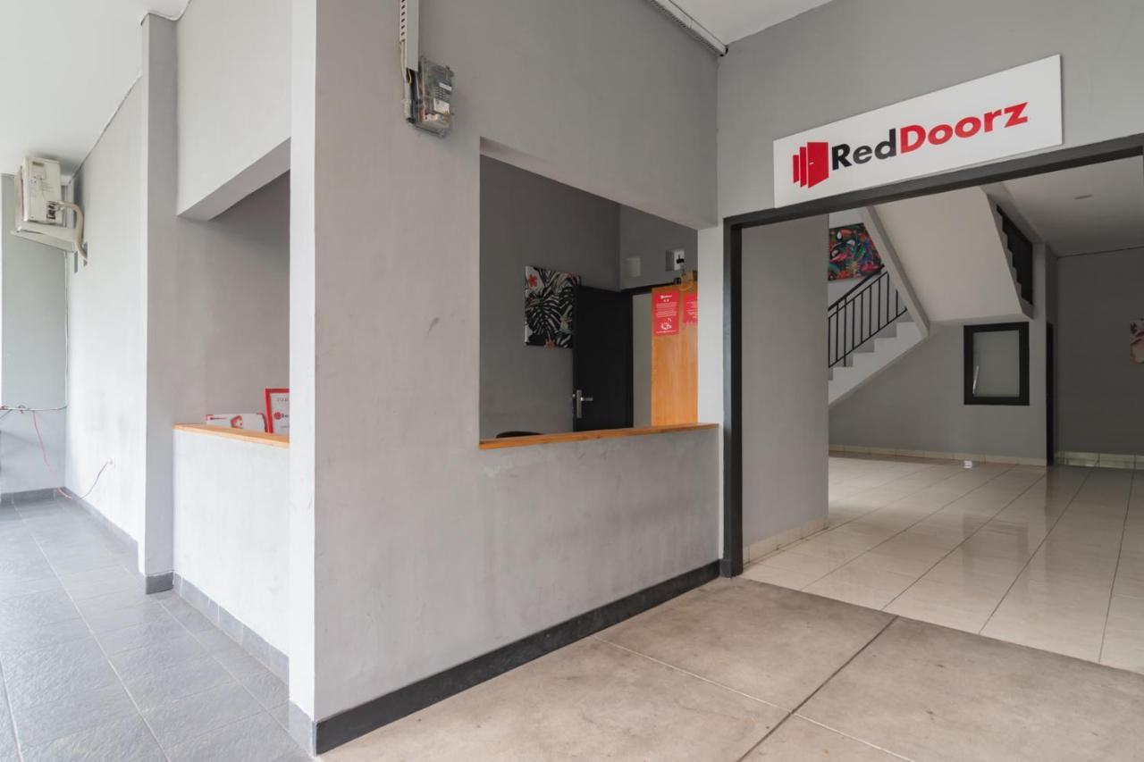 Reddoorz Near Exit Toll Pasteur 4 Hotel Bandung Bagian luar foto