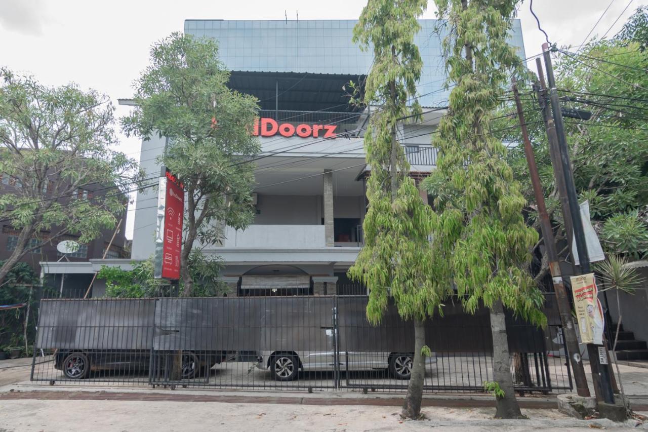 Reddoorz Near Exit Toll Pasteur 4 Hotel Bandung Bagian luar foto