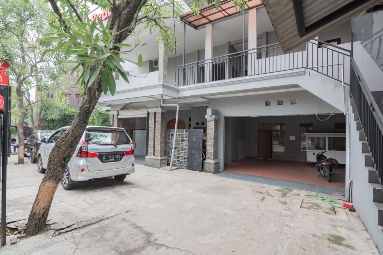 Reddoorz Near Exit Toll Pasteur 4 Hotel Bandung Bagian luar foto